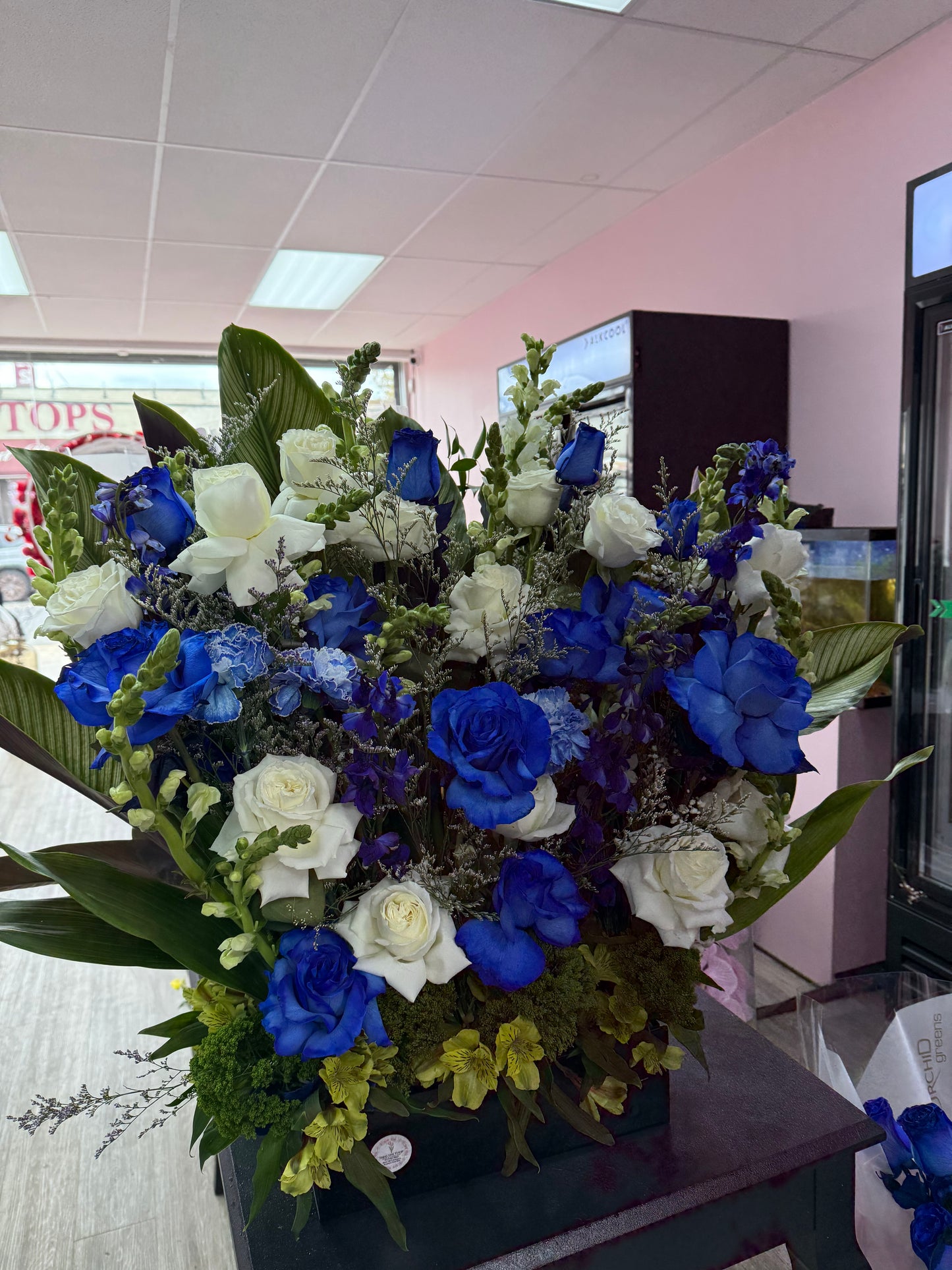Ocean centrepiece