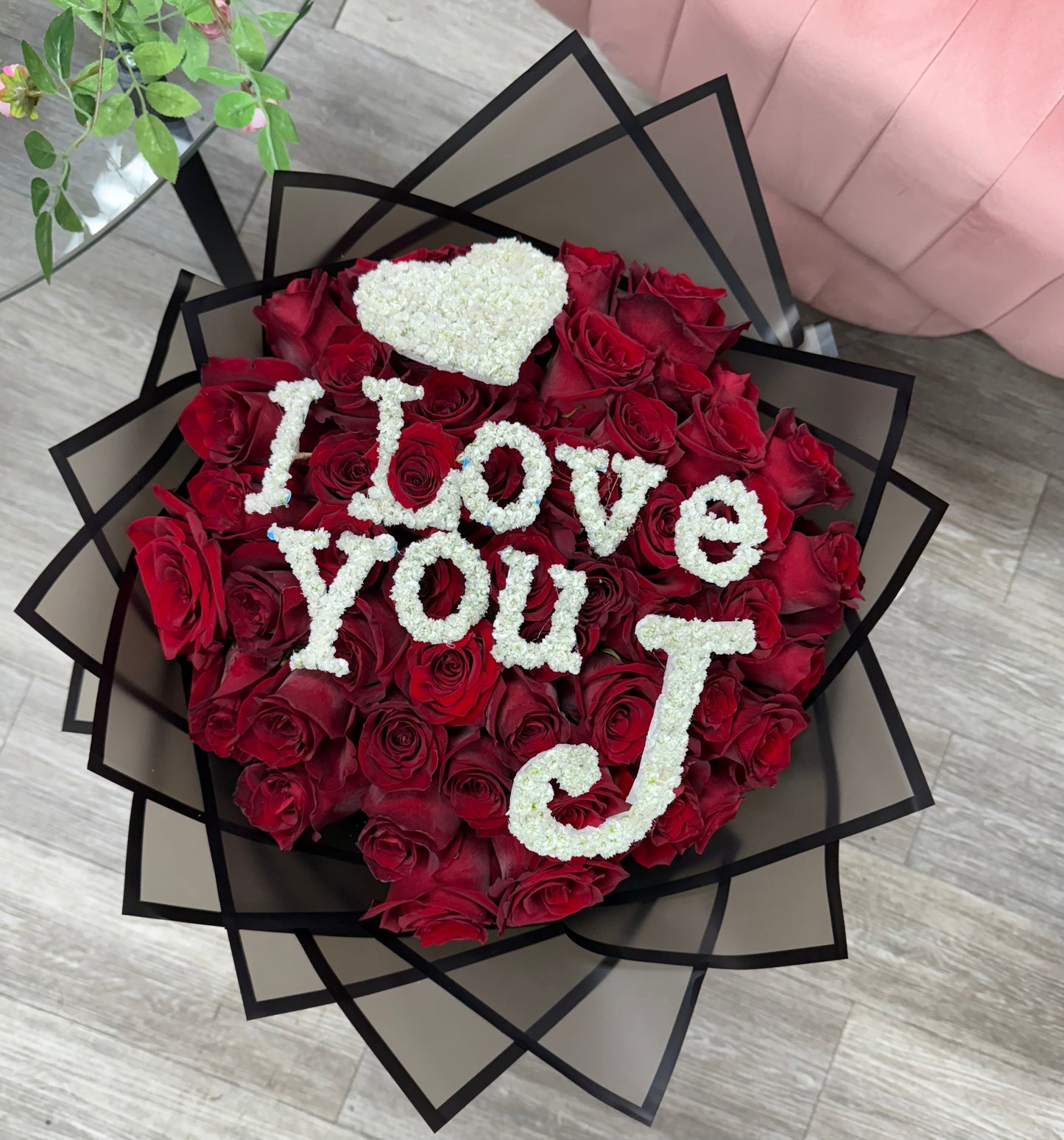Theo’s signature bouquet
