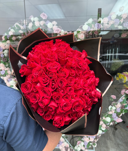 Classic Bouquet of Red Roses