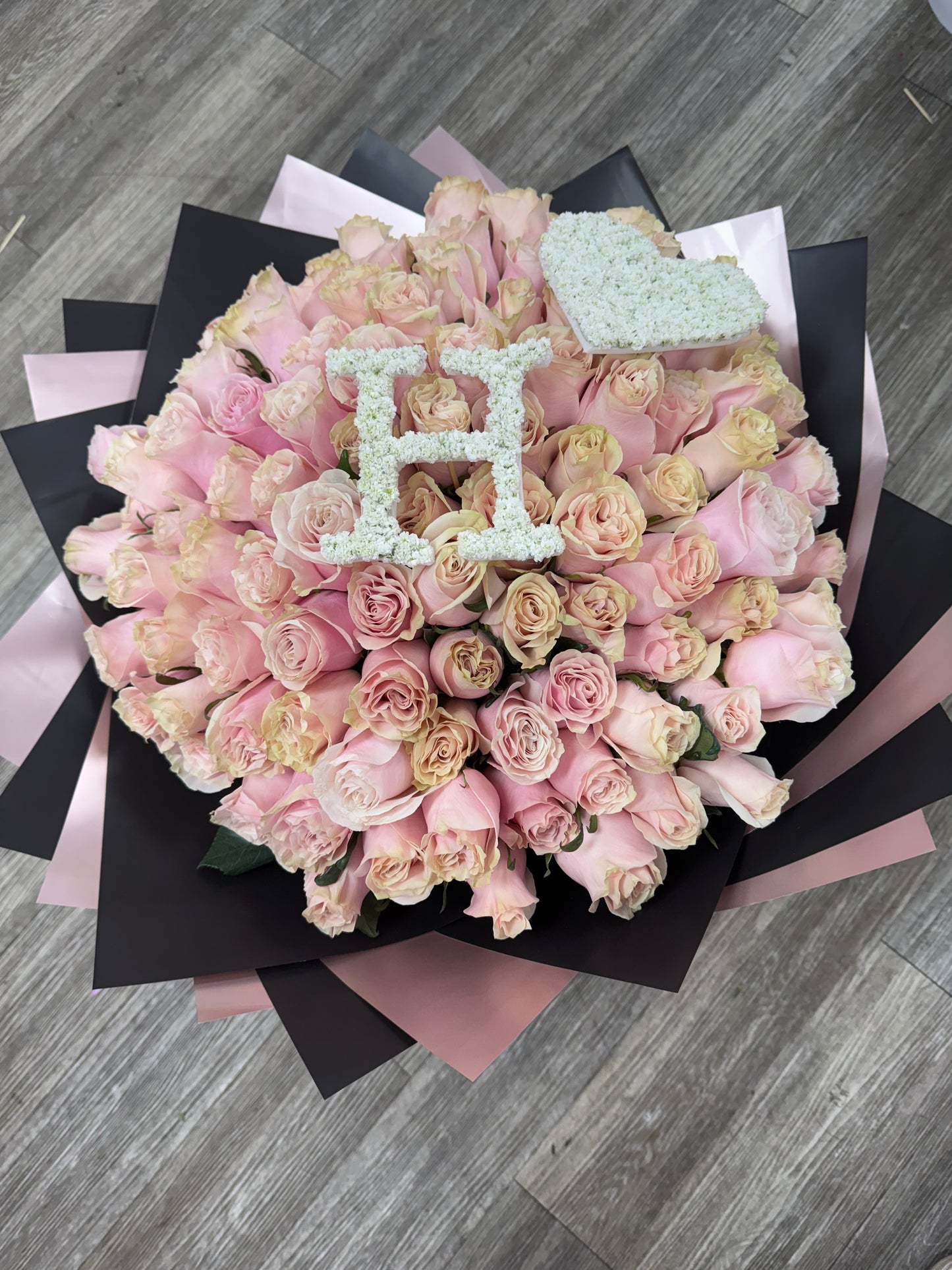 Theo’s signature bouquet